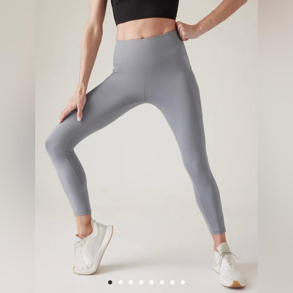 Athleta Ultimate Stash 7/8 Tight | Coastline Blue Grey